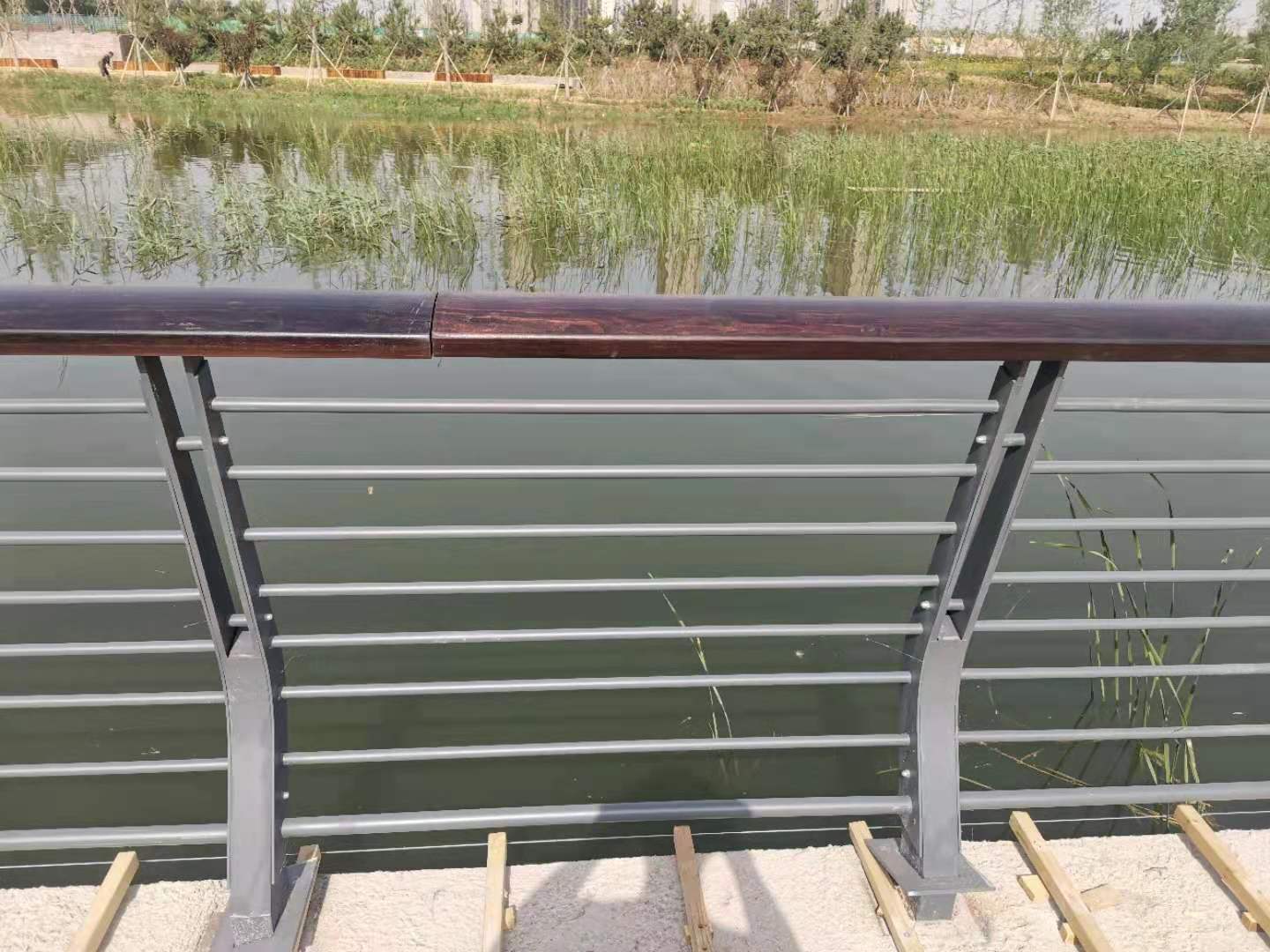 保山市桥梁防撞护栏桥梁防撞护栏 - 厂家
